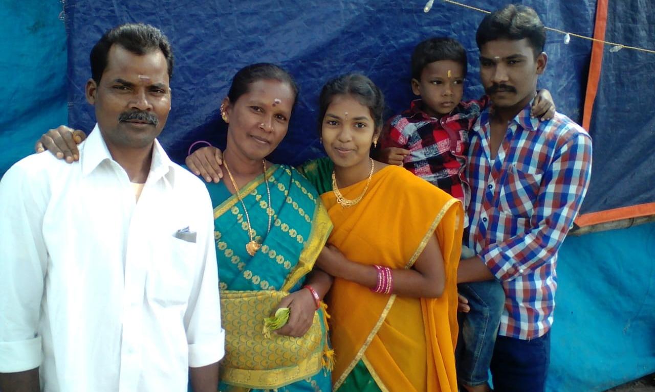 பண வசதி இல்லாததால் மருத்துவ படிப்பில் சேர முடியாமல் தவிக்கும் மாற்றுத்திறனாளி மாணவி