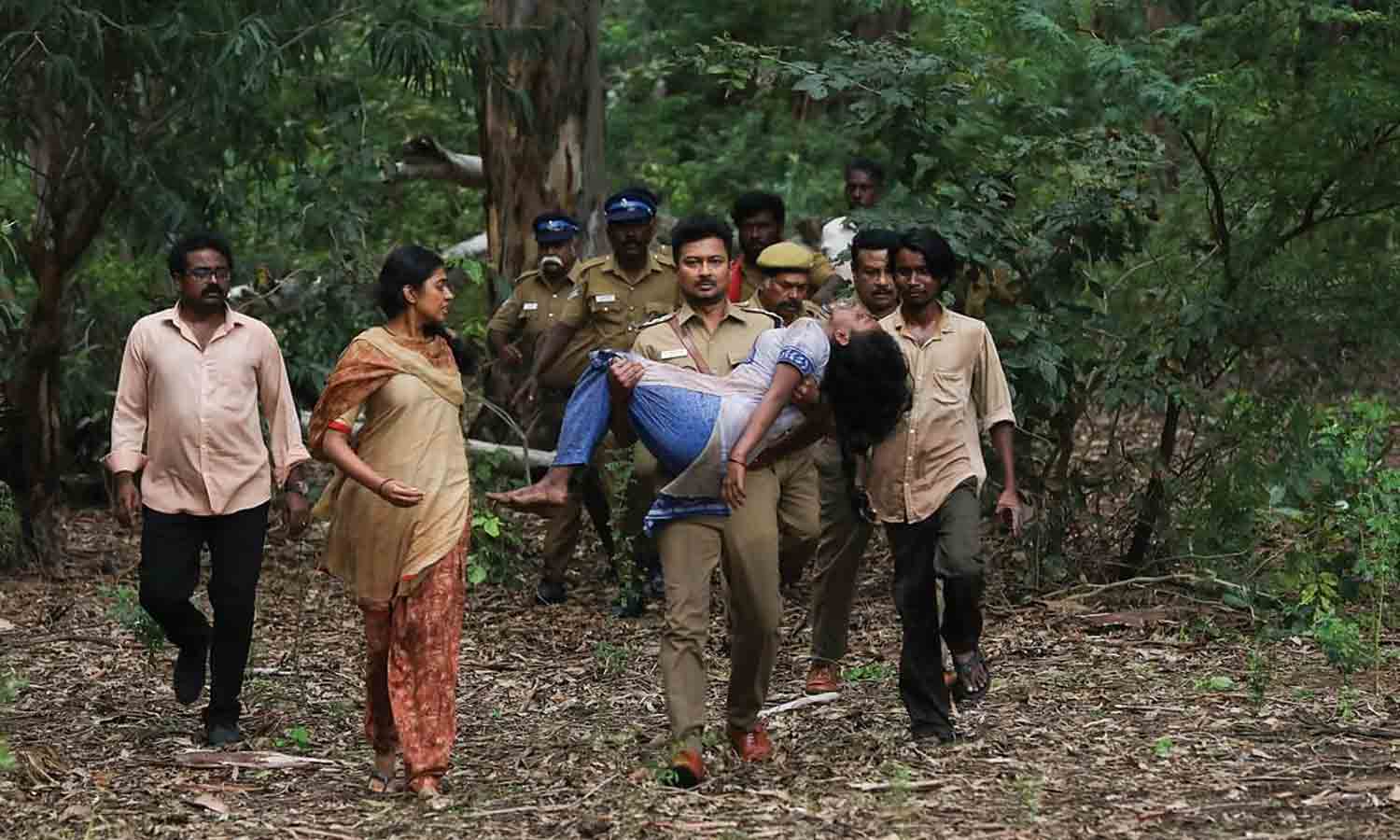 Nenjuku Needhi Nenjuku Needhi