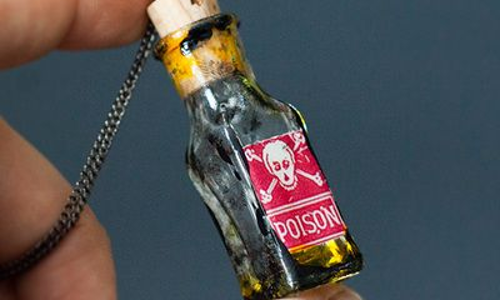 வியாபாரி விஷம் குடித்து தற்கொலை