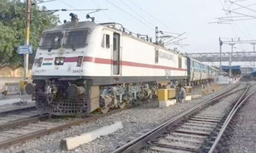 அகலபாதை வழியே ரெயிலை இயக்க வலியுறுத்தல்