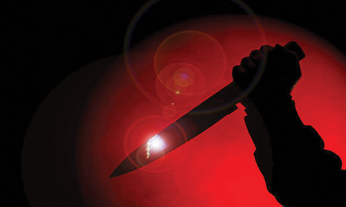 சலவைத் தொழிலாளியை கத்தியால் குத்திய வாலிபர் கைது