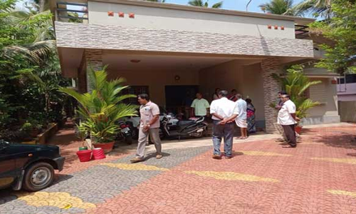 குளச்சல் அருகே பேராசிரியை வீட்டில் கொள்ளை