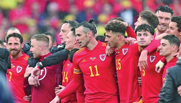 உலக கோப்பை கால்பந்து- 64 ஆண்டுகளுக்கு பிறகு வேல்ஸ் அணி தகுதி உலக கோப்பை கால்பந்து- 64 ஆண்டுகளுக்கு பிறகு வேல்ஸ் அணி தகுதி