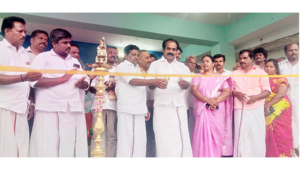 சிவன் கோவில் எதிரில் புதியதாக கட்டப்பட்ட கலையரங்கம் திறப்பு சிவன் கோவில் எதிரில் புதியதாக கட்டப்பட்ட கலையரங்கம் திறப்பு