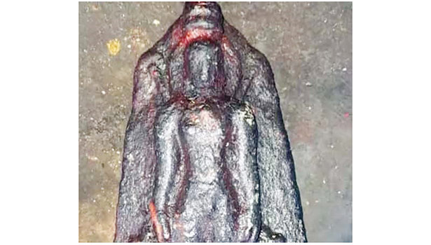 கமலாயி கோவிலில் சமணர் சிலை கமலாயி கோவிலில் சமணர் சிலை