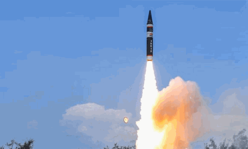 அக்னி 4 ஏவுகணை சோதனை வெற்றி - பாதுகாப்புத்துறை பெருமிதம்