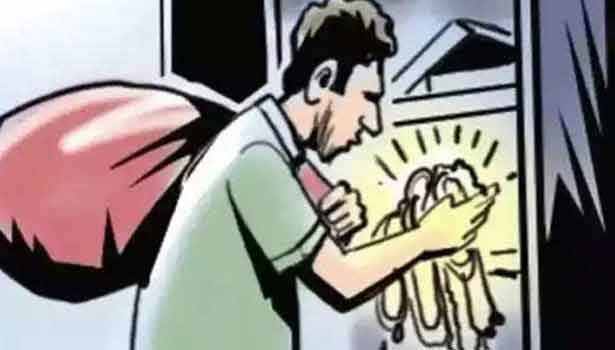 நர்சு வீட்டில் திருட்டு