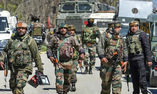 பயங்கரவாத ஒழிப்பு வேட்டை: 2 பயங்கரவாதிகள் சுட்டுக்கொலை