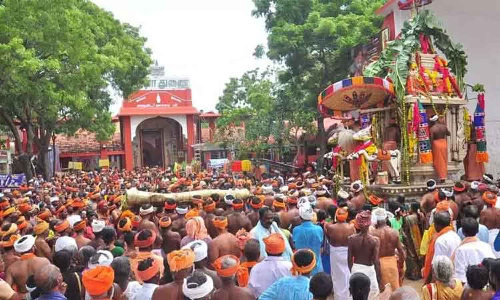 சாமிதோப்பு அய்யா வைகுண்டசாமி தலைமைப்பதியில் வைகாசி திருவிழா தேரோட்டம்