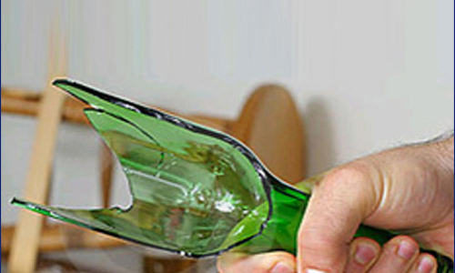 பீர் பாட்டிலால் தாக்கி கொலை மிரட்டல் விடுத்த நபர் மீது வழக்கு பதிவு