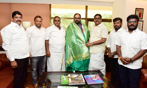 மருந்து தட்டுப்பாடை போக்க வேண்டும் மத்திய மந்திரியிடம் வலியுறுத்தல்