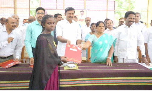 அரசின்அனைத்து நலத்திட்ட உதவிகளும்  மலைவாழ் மக்களுக்கு கிடைக்க நடவடிக்கை எடுக்கப்படும்-  அமைச்சர் மு.பெ.சாமிநாதன் உறுதி