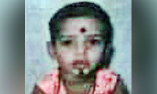 கும்பகோணத்தில் 4-வது மாடியில் இருந்து தவறி விழுந்து பெண் குழந்தை பலி