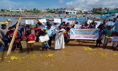 குளச்சலில் உலக பெருங்கடல் தினம்