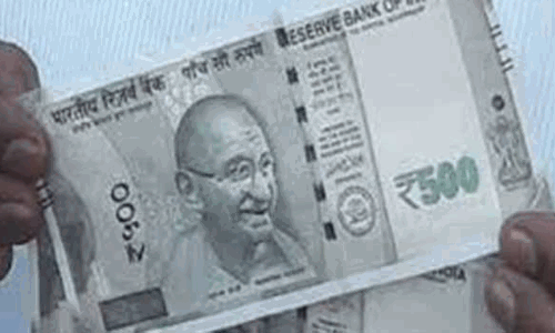 அரசு பள்ளியில் சேரும் மாணவா்களுக்கு ரூ.1000 பரிசு