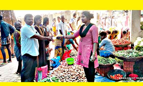 தினசரி சந்தையில் நேரடி வசூல்