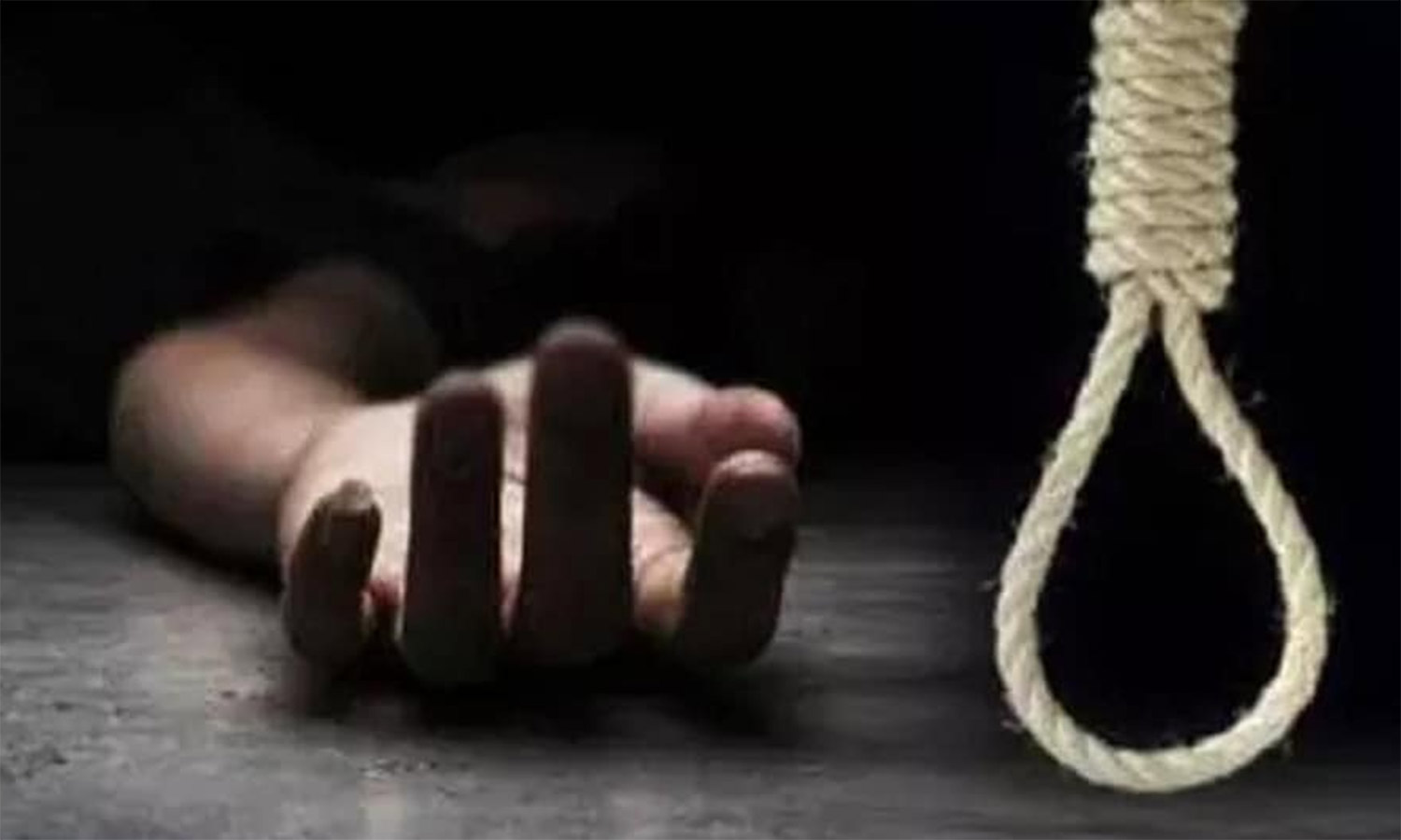 வாலிபர் தூக்குபோட்டு தற்கொலை வாலிபர் தூக்குபோட்டு தற்கொலை