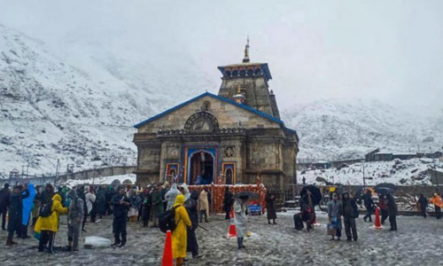 இமயமலை யாத்திரைக்கு ஒரு மாதத்தில் 18 லட்சம் யாத்ரீகர்கள் வருகை