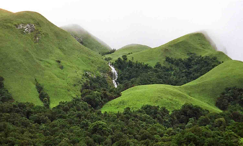 மேற்குத்தொடர்ச்சி மலைத்தொடரில் அழிக்கப்படும் வரலாற்று சின்னங்கள்,    பாதுகாக்க நடவடிக்கை எடுக்கப்படுமா?