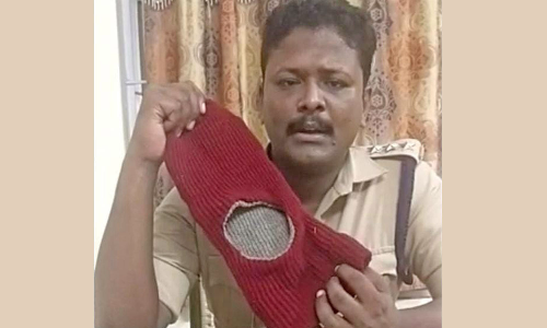 முட்டம் இரட்டை கொலை- மங்கி குல்லா புகைப்படத்தை வெளியிட்டு கொலையாளிகளை தேடும் போலீசார்