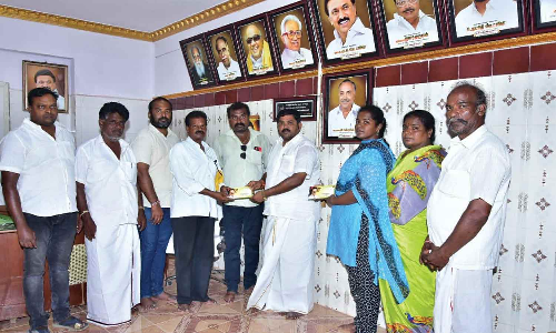 கல்வி உதவித் தொகை வினியோகம்