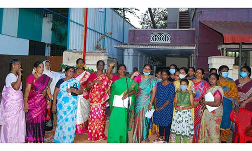 தஞ்சை புது ஆற்றின் இரு கரையிலும் மின்விளக்குகள் பொருத்த மாதர் சங்கம் வலியுறுத்தல்