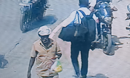 மாயமான நகையை மீட்டு கொடுத்த போலீசார்