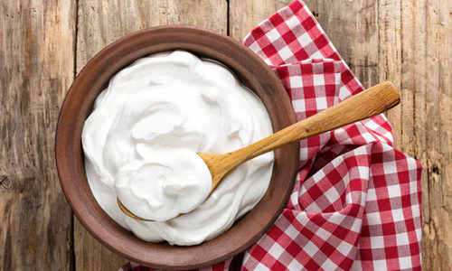 தினமும் உணவுடன் தயிர் சேர்த்துக்கொண்டால் உடலில் ஏற்படும் மாற்றங்கள்...