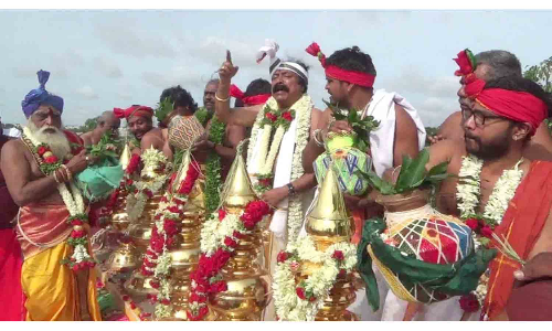 ஓசூரில்   கோட்டை மாரியம்மன் கோவில்  ராஜகோபுர  கும்பாபிஷேகம்