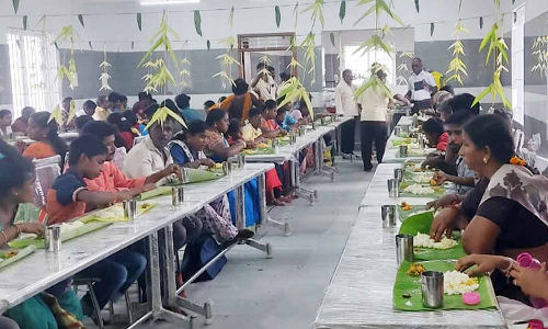 சென்னிமலை முருகன் கோவில் புதிய அன்னதான கூடம் திறப்பு