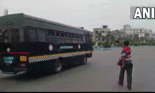 கலவரம் நடந்த ஹவுராவுக்குச் செல்ல முயன்ற பாஜக தலைவர் கைது