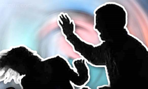 தாய்-மகள் மீது தாக்குதல்