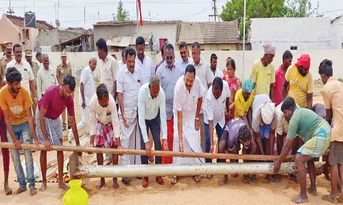 20-ந் தேதி மு.க.ஸ்டாலின் வருகை: ராணிப்பேட்டையில் மேடை அமைக்கும் பணி தீவிரம்