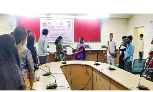 ரூ.2.32 கோடி மதிப்பில் கட்டப்பட்டுள்ள அடுக்குமாடி குடியிருப்புக்கு பயனாளிகளுக்கு ஒதுக்கீடு ஆணை