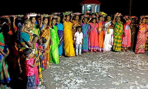 பொற்பனை முனீஸ்வரருக்கு புஷ்பாபிஷேகம்