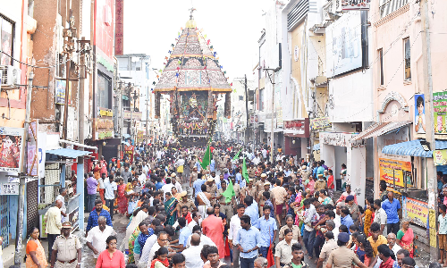 கடலூர் திருப்பாதிரிப்புலியூர் பாடலீஸ்வரர் கோவிலில் தேரோட்டம்