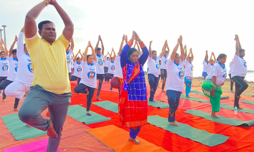 யோகா கலை வாழ்வியலாக மாற வேண்டும்-  கவர்னர் தமிழிசை விருப்பம்