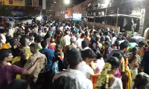 திருவண்ணாமலையில் விடிய, விடிய பக்தர்கள் கிரிவலம்
