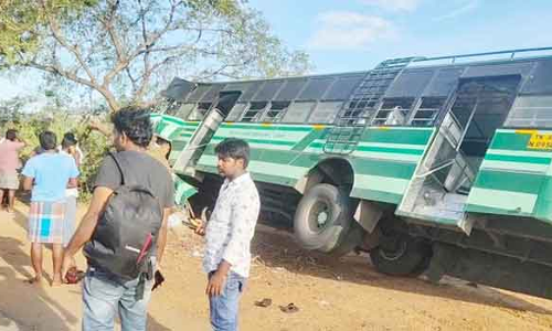 அரசு பஸ் விபத்து