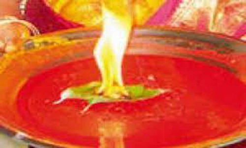 வைகாசி பவுர்ணமியையொட்டி கன்னியாகுமரியில் முக்கடல் சங்கமம் மகா சமுத்திர தீர்த்த ஆரத்தி