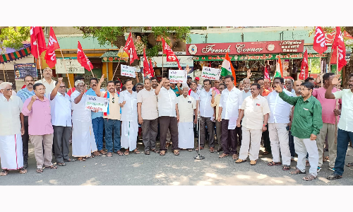 மின்துறை தனியார்மயத்தை கண்டித்து ஆர்ப்பாட்டம்