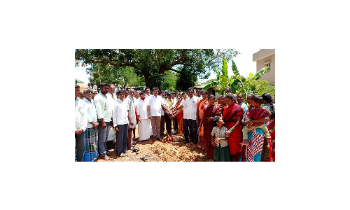 கெலமங்கலம் ஒன்றியத்தில்   வளர்ச்சி திட்ட பணிகளுக்கு பூமி பூஜை