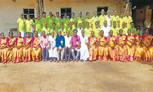 திருவண்ணாமலையில் 36 ஆண்டுகளுக்குப் பிறகு பள்ளி மாணவர்கள் சந்திப்பு