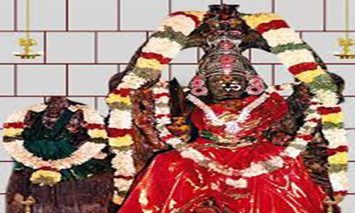 மேல்மலையனூர் அங்காளபரமேஸ்வரி அம்மன் கோவிலில் விளக்கு பூஜை