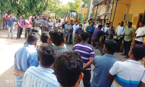 கோவை-சீரடி ரெயில் தனியார் மயமாக்கியதை கண்டித்து போராட்டம்