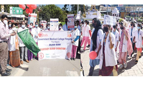 அனைவரும் ரத்த தானம் செய்ய முன் வரவேண்டும்- நீலகிரி கலெக்டர் வேண்டுகோள்