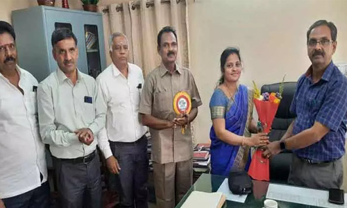 நீலகிரி மாவட்ட முதன்மை கல்வி அதிகாரி பொறுப்பேற்பு