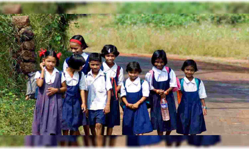 பள்ளி மாணவா்களுக்கு ஆத்திசூடி பயிற்சி