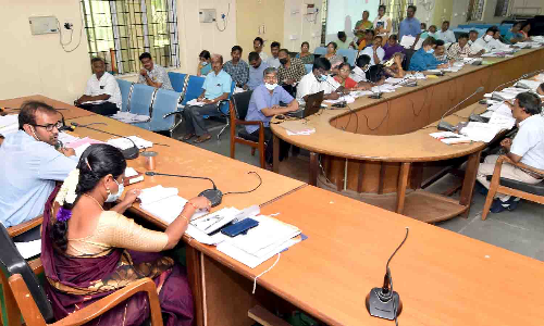 கிருஷ்ணகிரியில்  மாதாந்திர ஆய்வுக் கூட்டம்