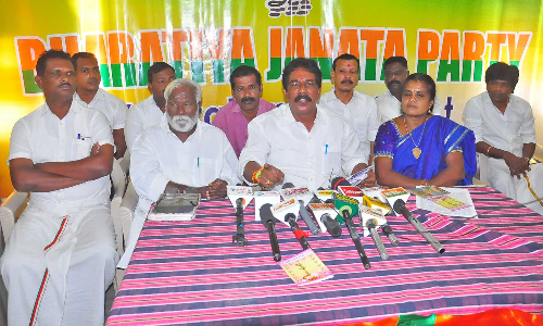 ஆலயங்களை வைத்து பாரதிய ஜனதா அரசியல் செய்வதில்லை - மாவட்ட தலைவர் பேட்டி